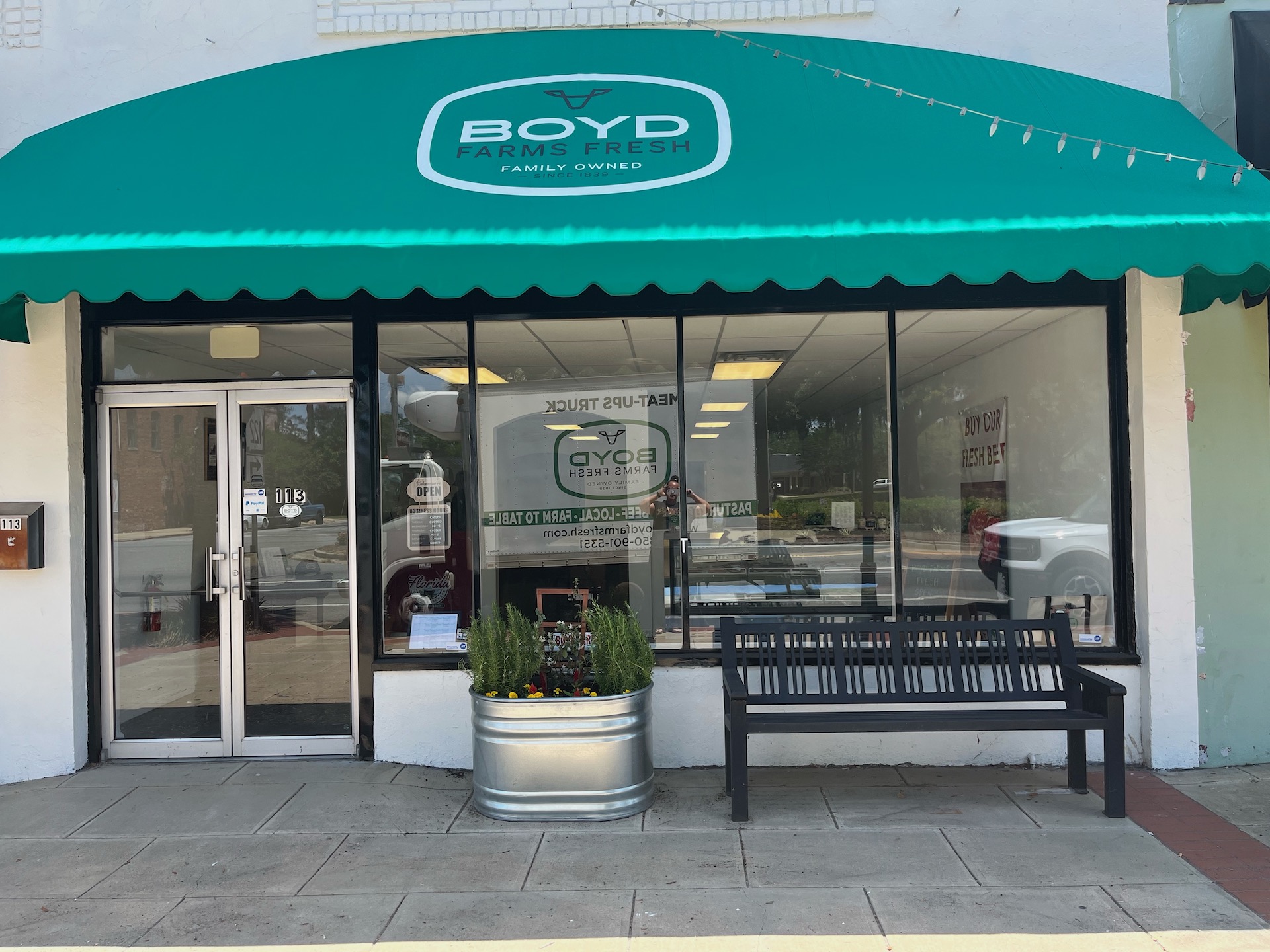The Boyd Farms Fresh storefront
